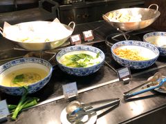 -圣丰索菲特·2 On 988 Café 自助餐厅