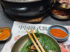 -草家酱蟹炭火烤肉店(珲春南路一店)