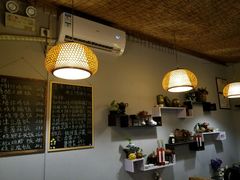 -蜗牛小馆醉乡民谣云南菜(惠新西里店)