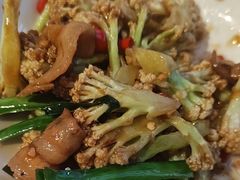 -关东小磨东北菜(上海长风大悦城店)