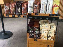 零售区-星巴克(桂林国贸益华城店)