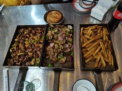 -老三李村河底戳子肉(总店)