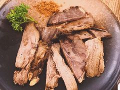 -衡哥肉铺