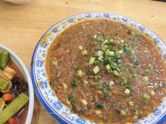 -雷祖芳老妈蹄花店