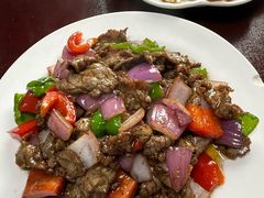-巍山𤆵肉饵丝