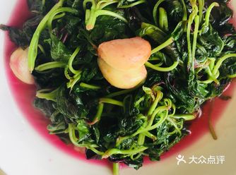 儿时最喜欢的红汤汤蒜炒苋菜