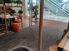 -渝信川菜 · 川味家常菜(财富购物中心店)