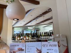 -VERIE BAKEHOUSE