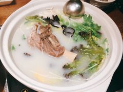 -拾味馆·浓鲜骨汤(光谷天地店)