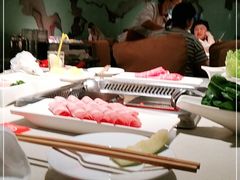 -海底捞火锅鲜切牛肉主题店(长寿路店)