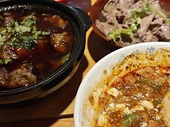 -大众跷脚牛肉馆·非遗传承单位(峨眉山店)