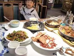 -小菜园新徽菜(芜湖镜湖苏宁店)