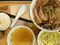 -熊吞·大碗丼烧肉饭(济宁万达广场店)