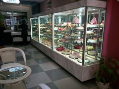 面包甜点陈列柜-恩朵烘焙坊(金街总店)