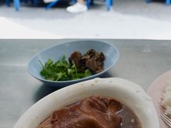 -Kha Mu Charoensang(Silom)