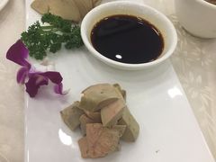 -楼外楼·停车场