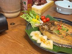 -老滇山寨•云南特色菜•地方菜•民族风情歌舞表演(金碧店)