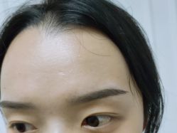 点击看大图 -莲姿娜·半永久纹绣纹眉