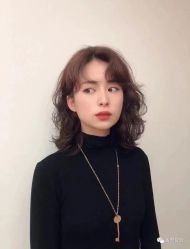 -时尚殿堂明星门店