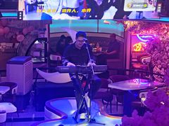 -巴特餐饮6加1音乐餐吧·新疆菜