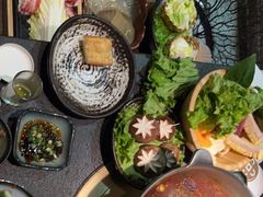 -湊湊火锅·茶憩(新中关购物中心店)