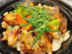 啫啫鱼头-粤·啫啫