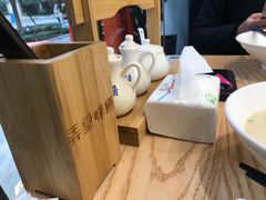 -弄堂咪道-饭香·面香·馄饨香(汇锦广场店)