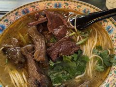 -金杨拉面王小吃面馆·牛三宝面·红烧牛肉粉