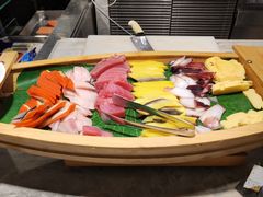 -飨食汇全日制餐厅·昆山皇冠假日酒店(九方店)