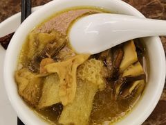 -菌海森林·非遗野生菌火锅(西山区滇池路摩根道店)
