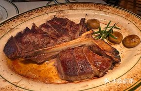 Golden Big Pork Tenderloin Steak
