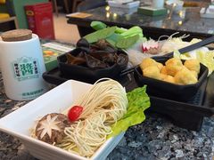 -一席地·本地鸡窝·杭帮鸡火锅(萧山银隆百货店)