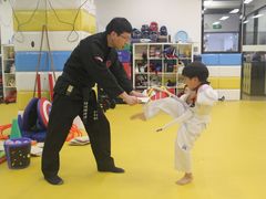 -浛道跆拳道·拳击·体适能