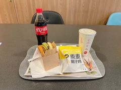 -麦当劳(机场T1航站楼店)