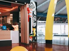 -麦当劳(鄂尔多斯机场店)