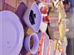 -蒙肥羊·酸汤潮牛·鲜牛肉火锅烤肉自助(岗顶店)