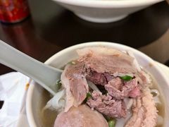 -大头虾越式风味餐厅(光明广场店)