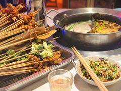 -钢管厂五区小郡肝串串香(奥克斯广场锦城万达店)