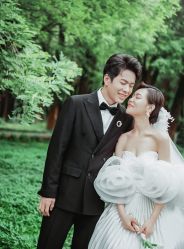 -红番婚纱礼服