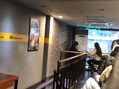 -BHC炸鸡(明洞总店)
