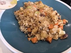 农家时蔬卤肉炒饭-咬不得高祖生煎·简餐(城站店)