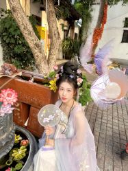 -一揽芳华汉服旗袍体验馆(拙政园店)