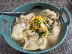 阿姨腌笃鲜馄饨-阿姨食堂