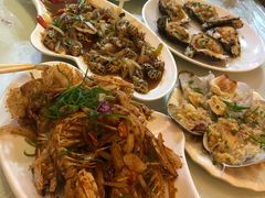 -覃记海鲜美食餐厅