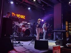 -TZ House音乐现场(茅台店)