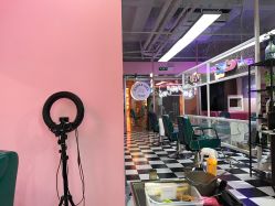 -变画·发型STUDIO