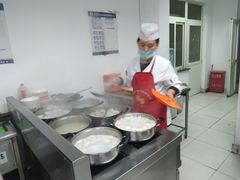 -语言大学-清真食堂