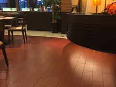 -必胜客(阿罗海店)