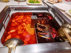 番茄锅底-海底捞火锅鲜切牛肉主题店(长寿路店)