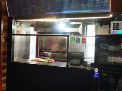 -万记麻辣烫国展总店